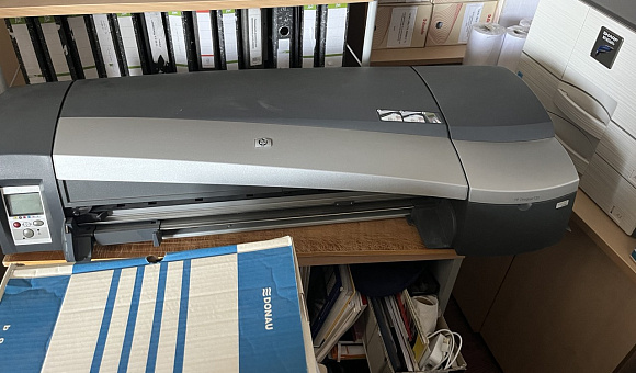 Принтер HP DesignJet 130