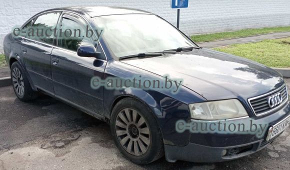 1/2 доля в праве собственности на автомобиль Audi A6, 1998