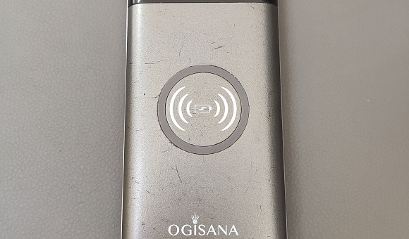 Портативное зарядное устройство Ogisana