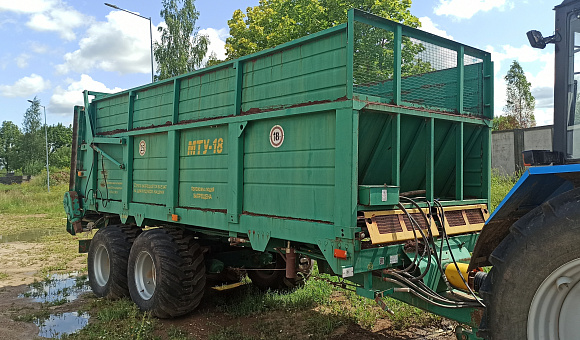 Машина для внесения твёрдых органических удобрений МТУ-18, 2019