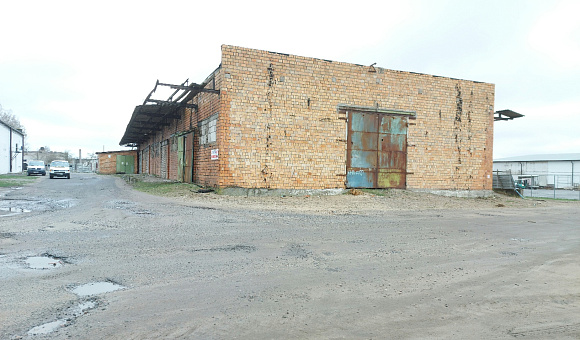 Здание материального склада в г. Ганцевичи, площадью 1060м²