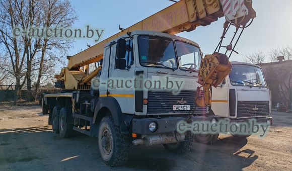 Автокран КС 5571BY-5 на базе МАЗ 631705, 2011