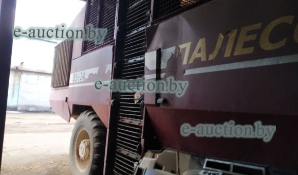 Свеклоуборочный комбайн Полессе СКС 624, 2016