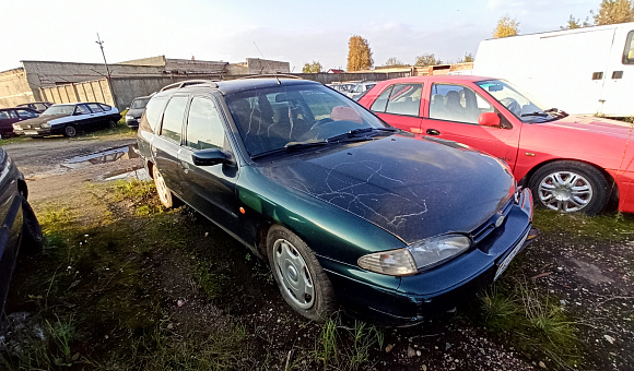 Ford Mondeo, 1996