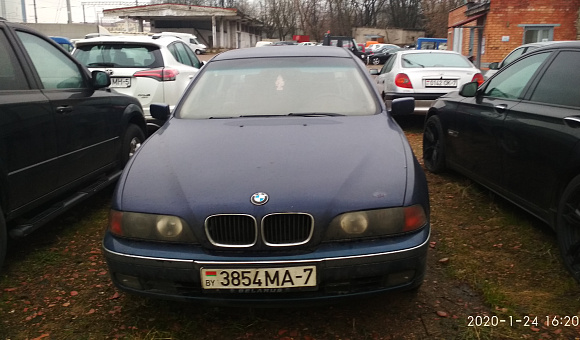 BMW 523, 1997