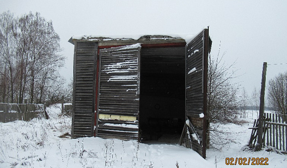 Здание гаража вблизи д. Светляны (Сморгонский район), площадью 112.8 м²