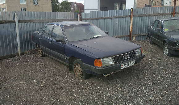 Audi 100, 1986