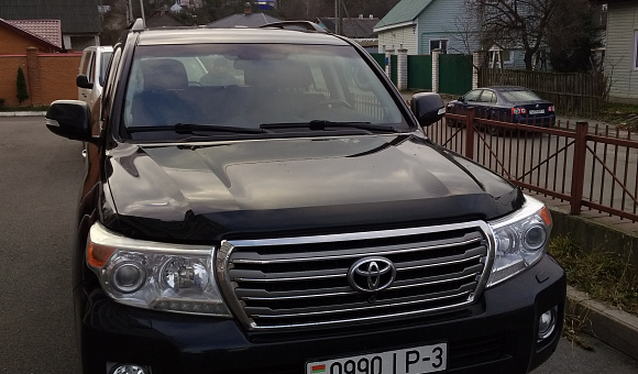 Toyota Land-Cruiser 200, 2015