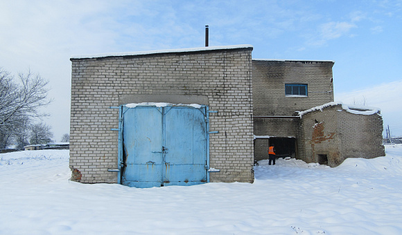 Здание склада для цемента в гп Красная Слобода, площадью 75.7м²