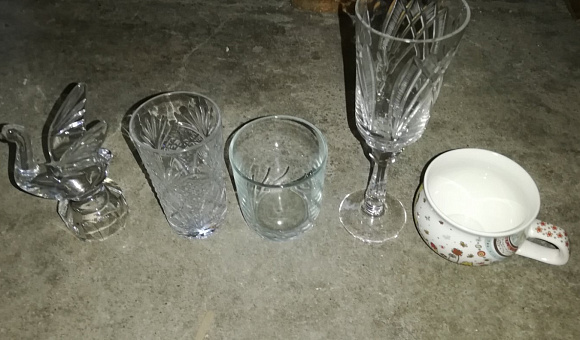 Набор бокалов, стаканов и рюмок