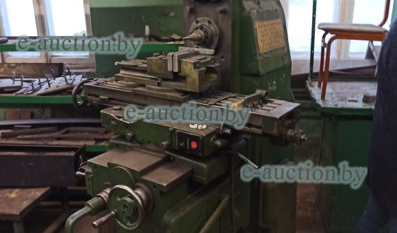 Горизонтально-фрезерный станок