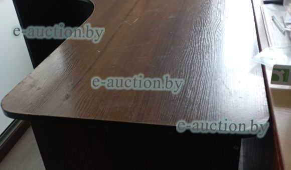 Стол письменный угловой