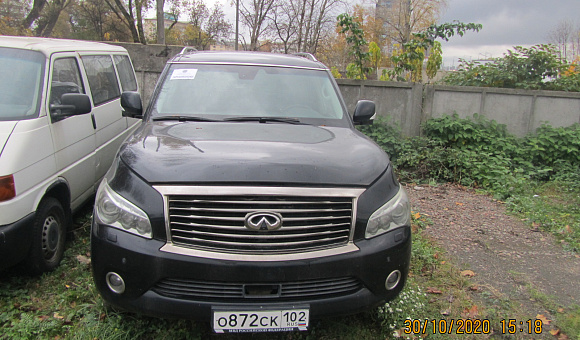 Infiniti QX56, 2011