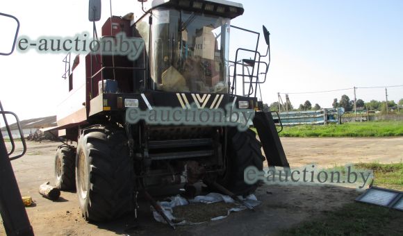 Комбайн зерноуборочный самоходный КЗС 1218-10, 2010