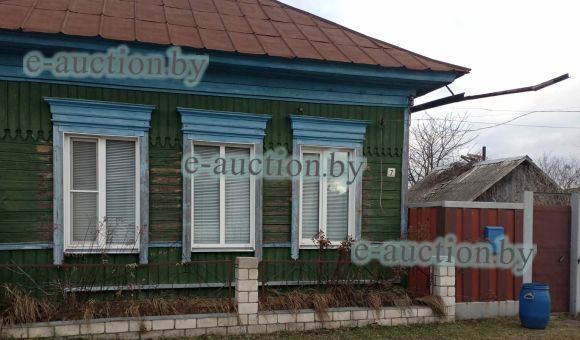 5/16 долей в праве собственности на жилой дом в г. Речице, площадью 88.1м²