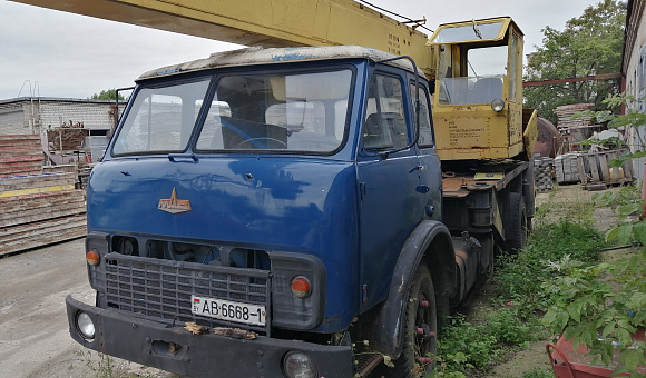 Автокран КС 3577 на базе МАЗ 5334, 1991