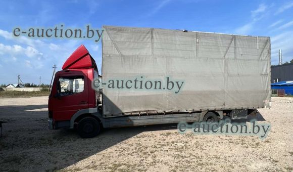 Mercedes-Benz 817, 1999