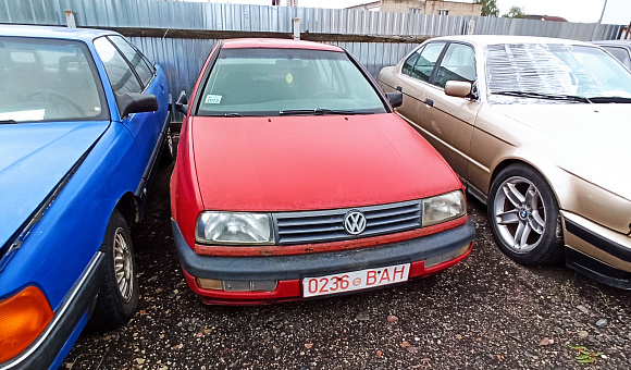 Volkswagen Vento, 1992