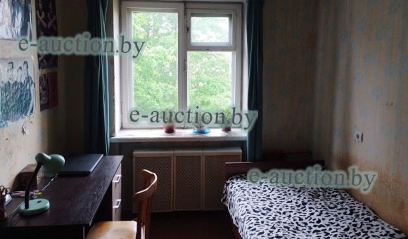 1/2 доля в праве собственности на трёхкомнатную квартиру в г. Витебске, площадью 51.4 м²