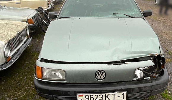 Volkswagen Passat, 1989