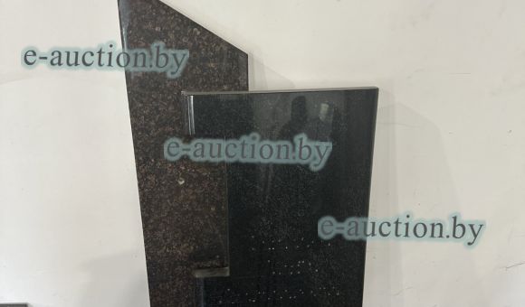 Комплекс из двух стелл 