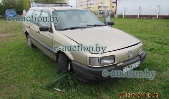 Volkswagen Passat, 1990