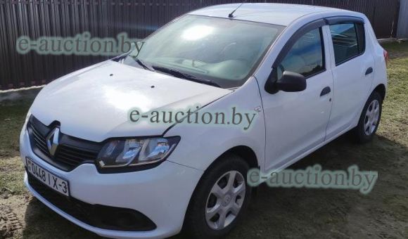 1/4 доля в праве собственности на автомобиль Renault Sandero, 2016