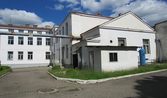 Административное здание в г. Новогрудке, площадью 2284.9м²