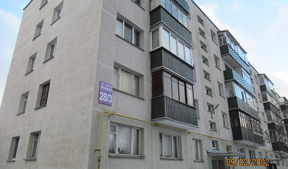 2/3 доли в праве собственности на квартиру г. Минске, площадью 57.9 м²