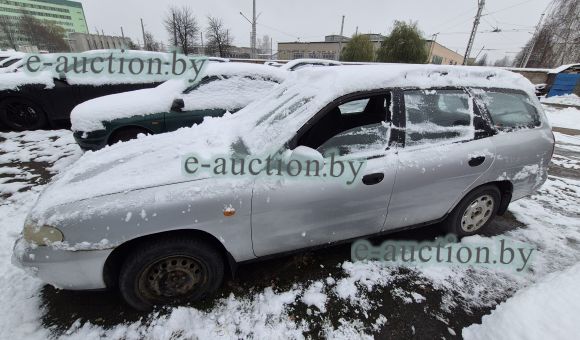 Daewoo Nubira, 1998