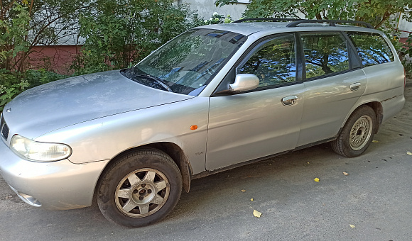 Daewoo Nubira, 1998