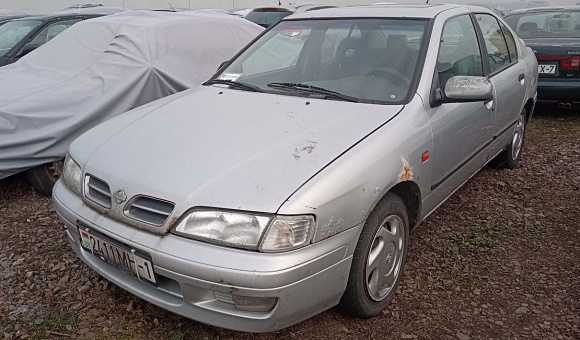 Nissan Primera, 1996