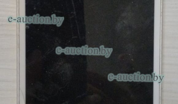 Мобильный телефон SAMSUNG бел.цв.