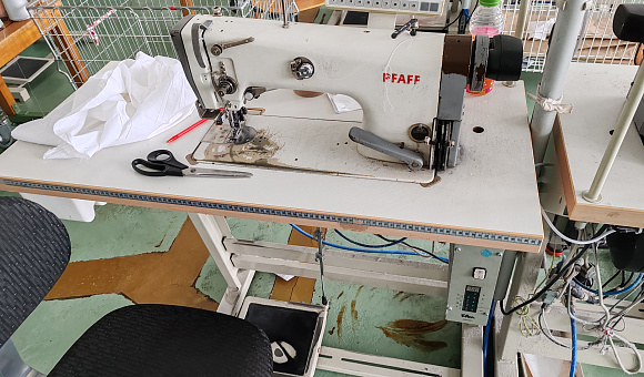 Швейная машина PFAFF 487-G