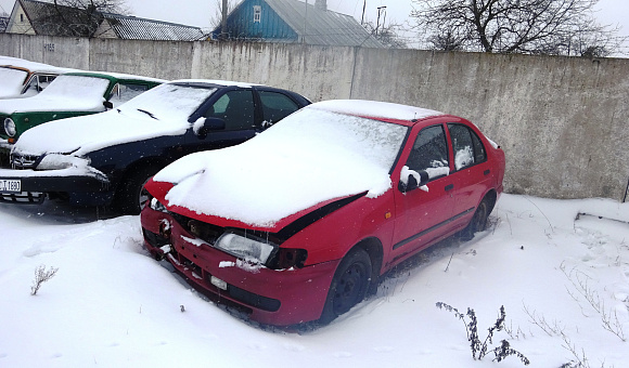 Nissan Almera, 1997