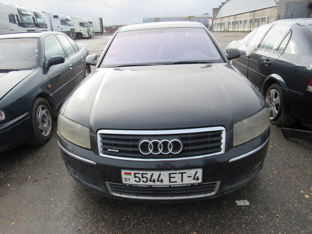 Купить автомобиль Audi A8, 2004 г. в г. Сморгонь - цена 15500 рублей, фото,  характеристики.