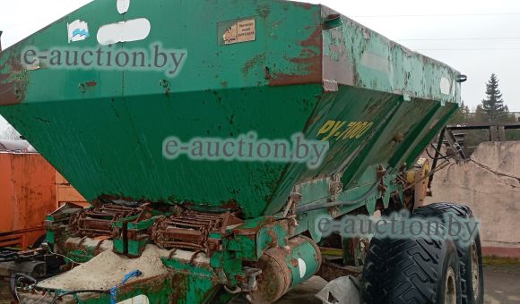 Разбрасыватель РУ-7000