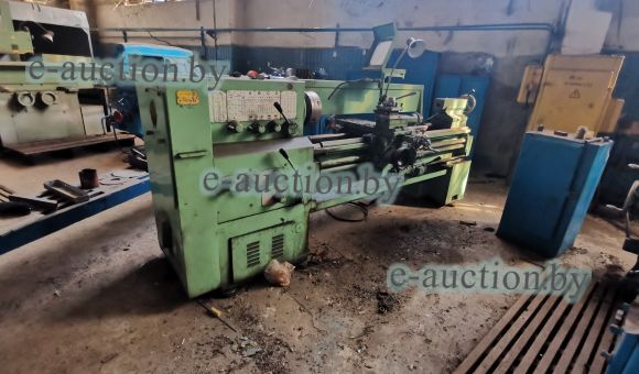 Станок токарно-винторезный ГС 526У-01
