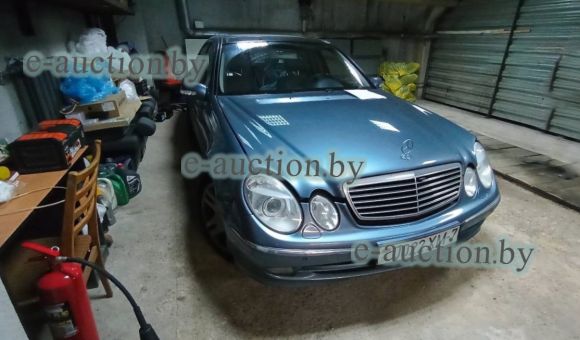 Mercedes-Benz E320, 2003