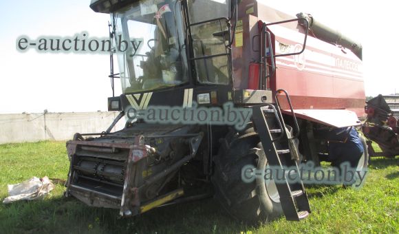 Комбайн зерноуборочный самоходный  КЗС 1218-10, 2011