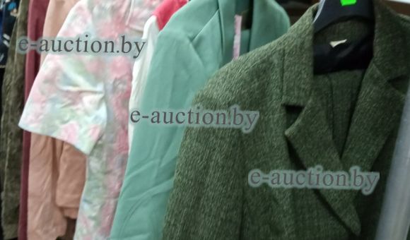 Костюм женский