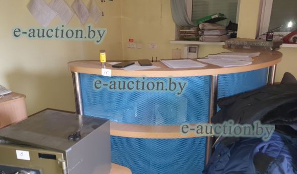 Стол для ресепшена состоящий из 2 столов, стойки, тумбы №4