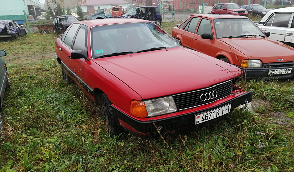 Audi 100, 1986