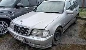 Mercedes-Benz C220, 2000