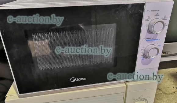 Микроволновая печь Midea белого цвета
