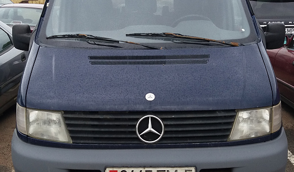 Легковой вагон "Mercedes-Benz Vito"