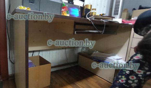 Стол компьютерный инв.№0000000701