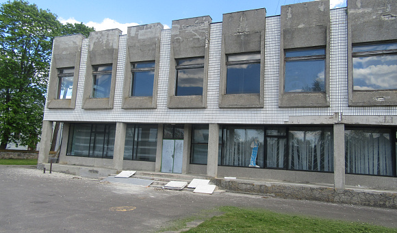 Здание торгового центра в гп Кривичи (Мядельский район), площадью 1920.5 м²