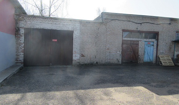 Здание склада-гаража в д. Красное (Молодечненский район), площадью 211.4 м²