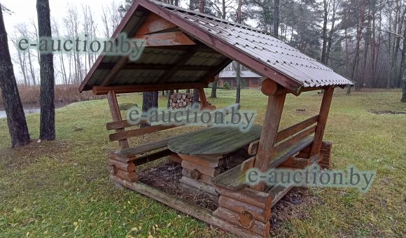 Открытая беседка со столом и двумя скамьями малая